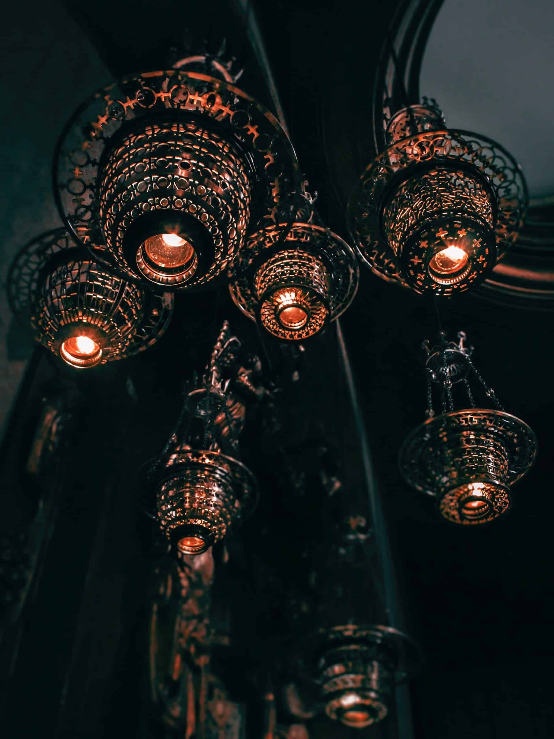 Antique metallic lamps